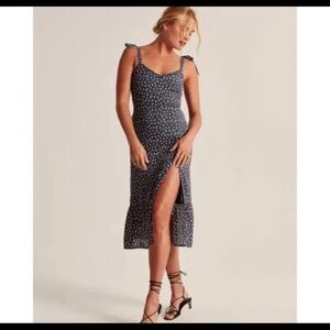 Abercrombie & Fitch Floral midi dress size XS